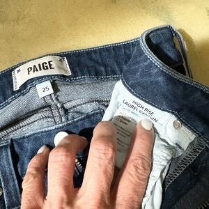Paige high rise laurel canyon flare jeans size 25